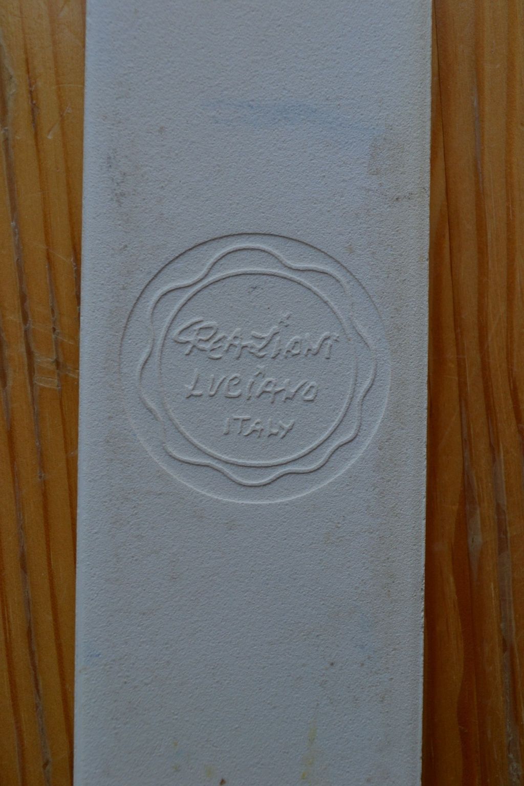 Керамічний номерний знак на будинок