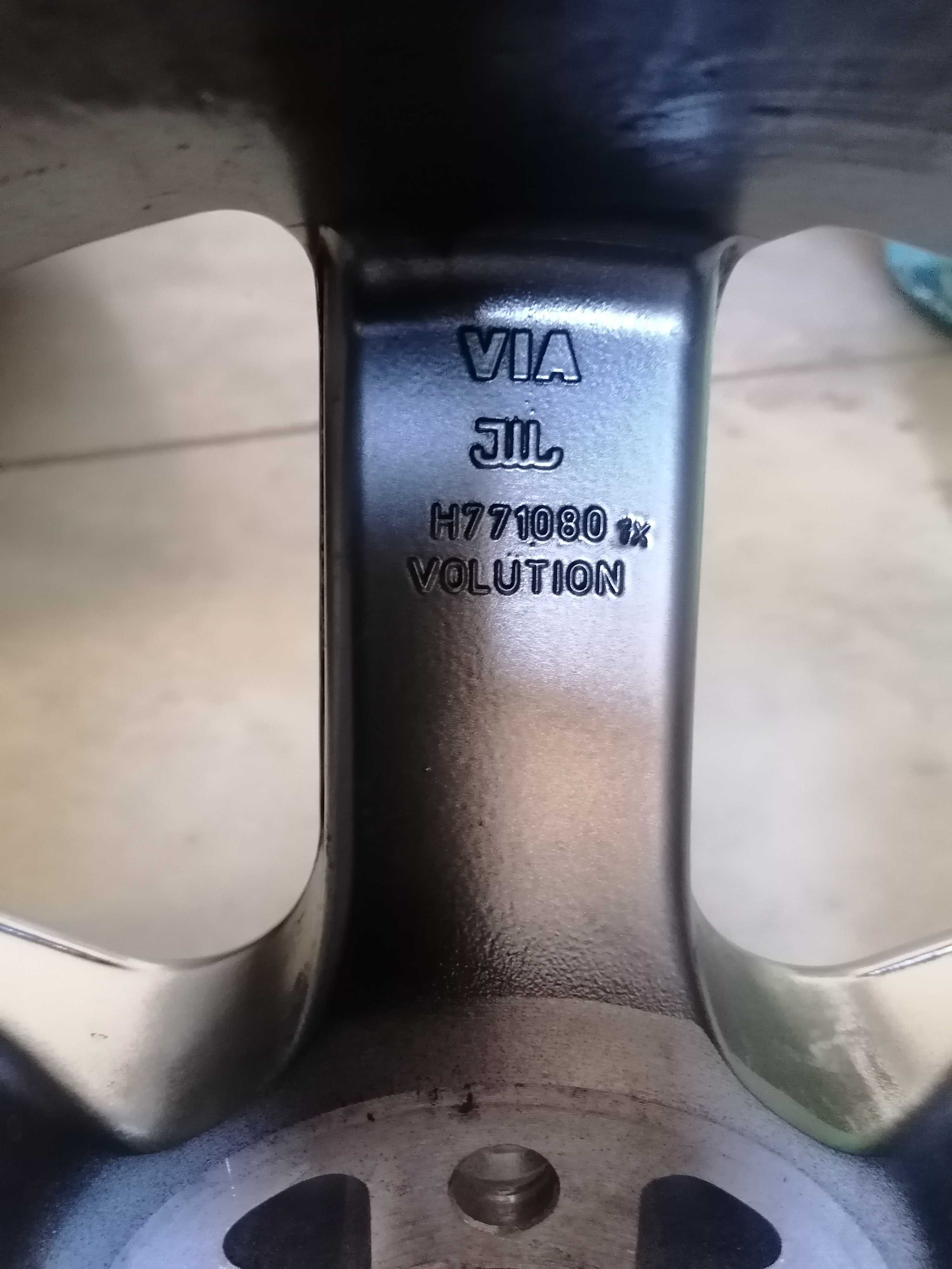 Alufelga felga Heico volution v Volvo