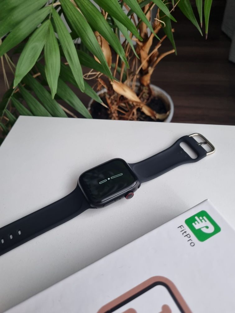 Smartwatch czarny pasek