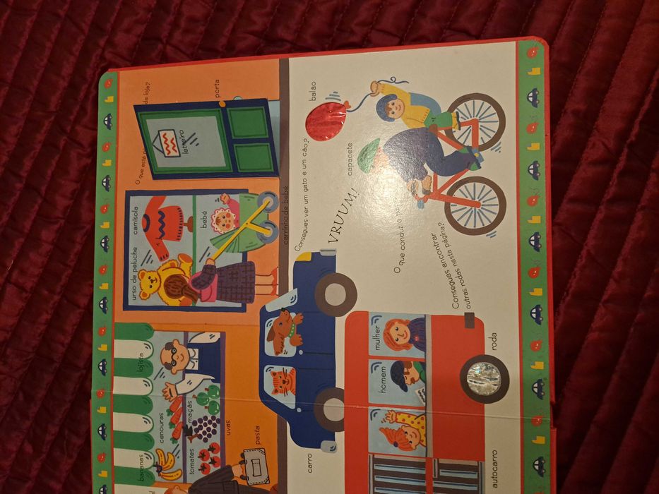 Actividades coloridas e brilhantes