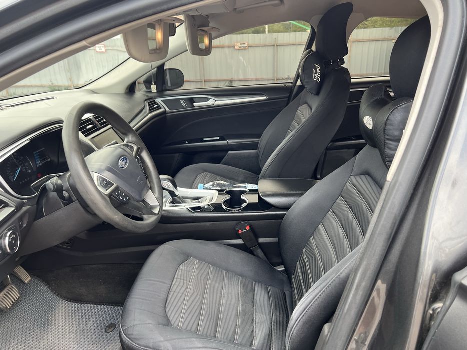 Ford Fusion se 2.5 газ/бенз 2016