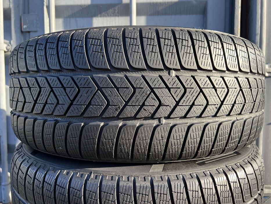 235/55 R19 Pirelli 4шт (RunFlat) 2021рік 5.8мм-6.3мм залишок