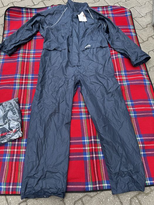 Kombinezon przeciwdeszowy xxxl