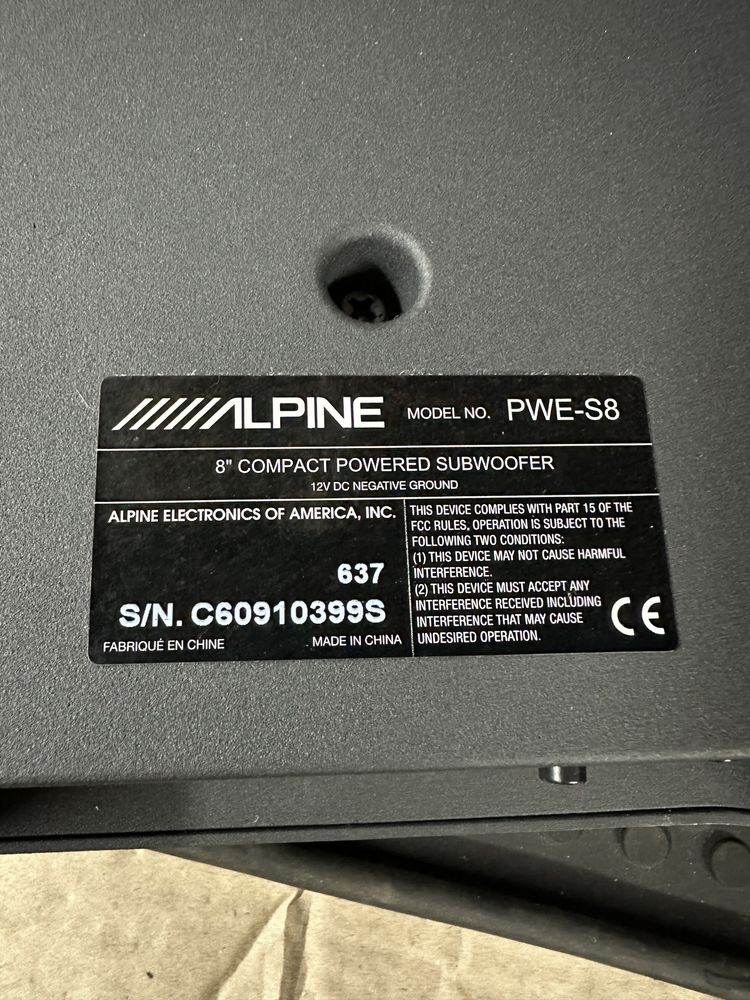 Активный сабвуфер Alpine pwe-s8!