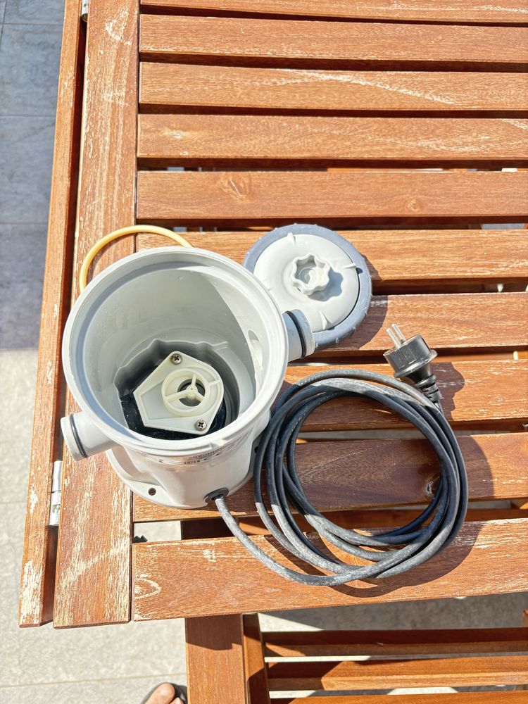 Bomba para piscina INTEX