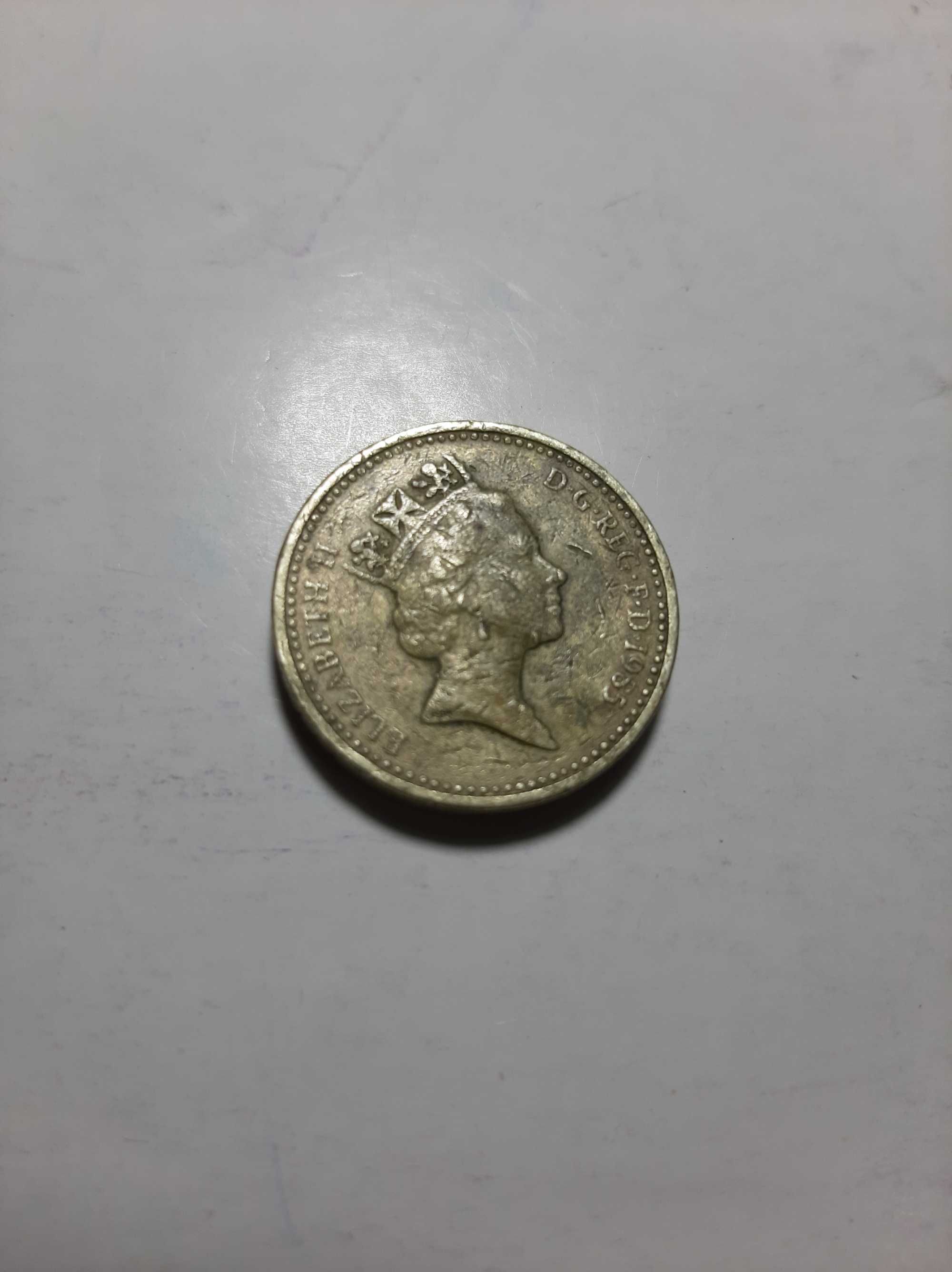 Монета One Pound 1985 год 1 фунт Великобритания Елизавета
