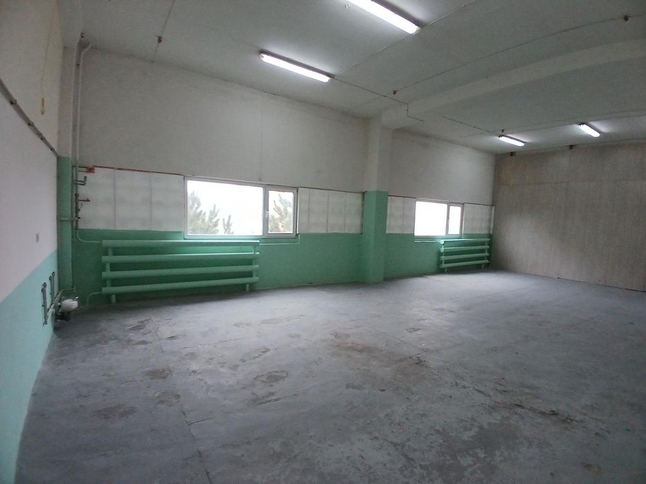 Виробниче приміщення 105м2 з рампою