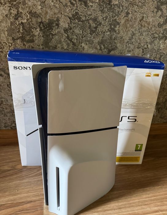 PlayStation 5 slim Blu-Ray