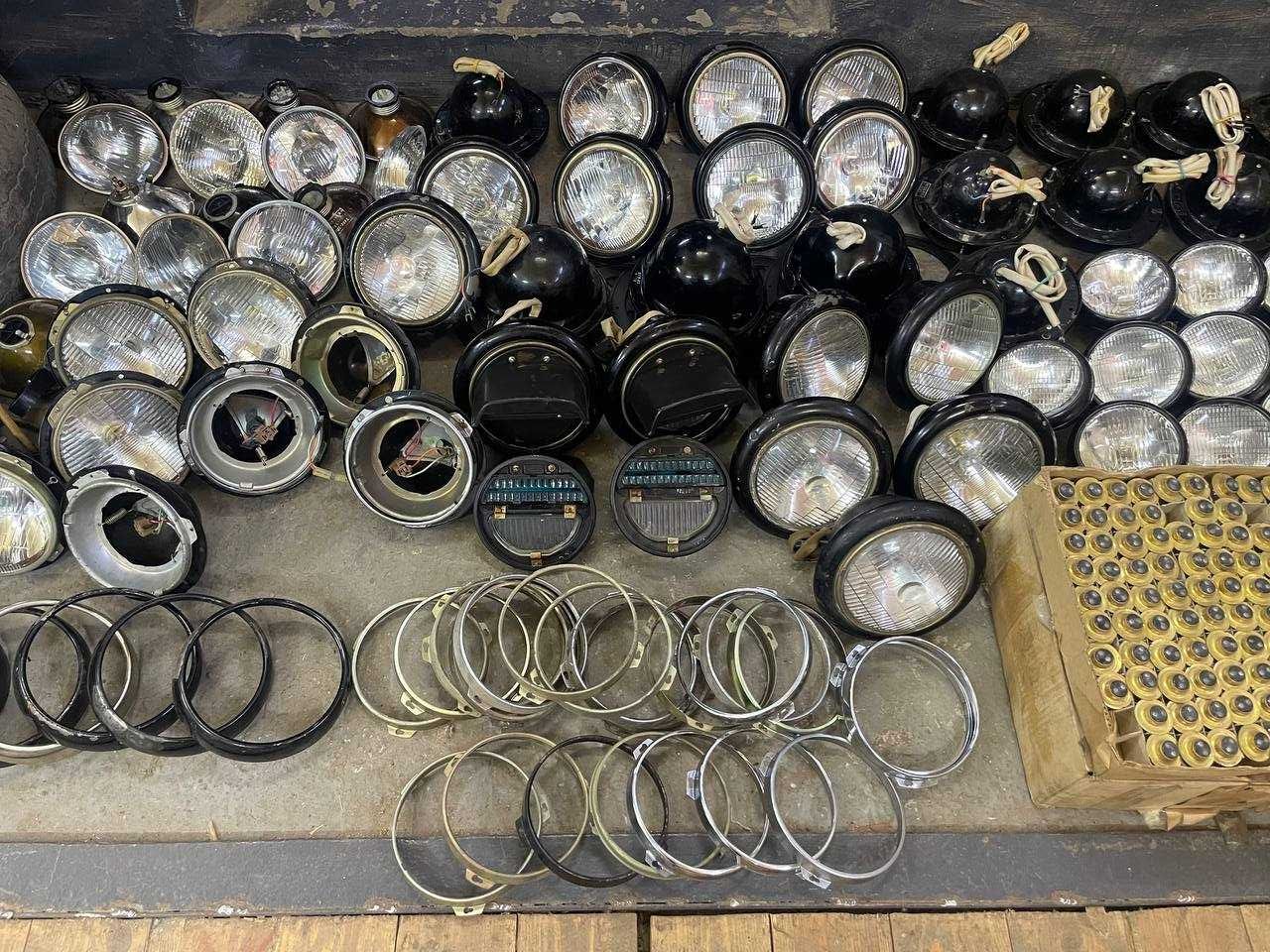 Фари, горшки фар, оптика, ободки, лампочки Уаз, Газ 53, Зіл, Камаз