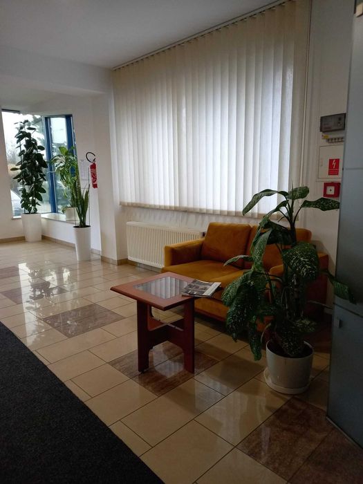 Pokój biurowy 27 m2 na Mińskiej.
1 680 zł