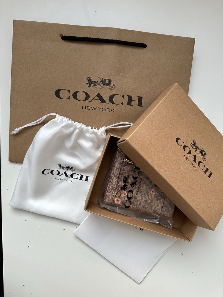 Женский кошелек  Coach