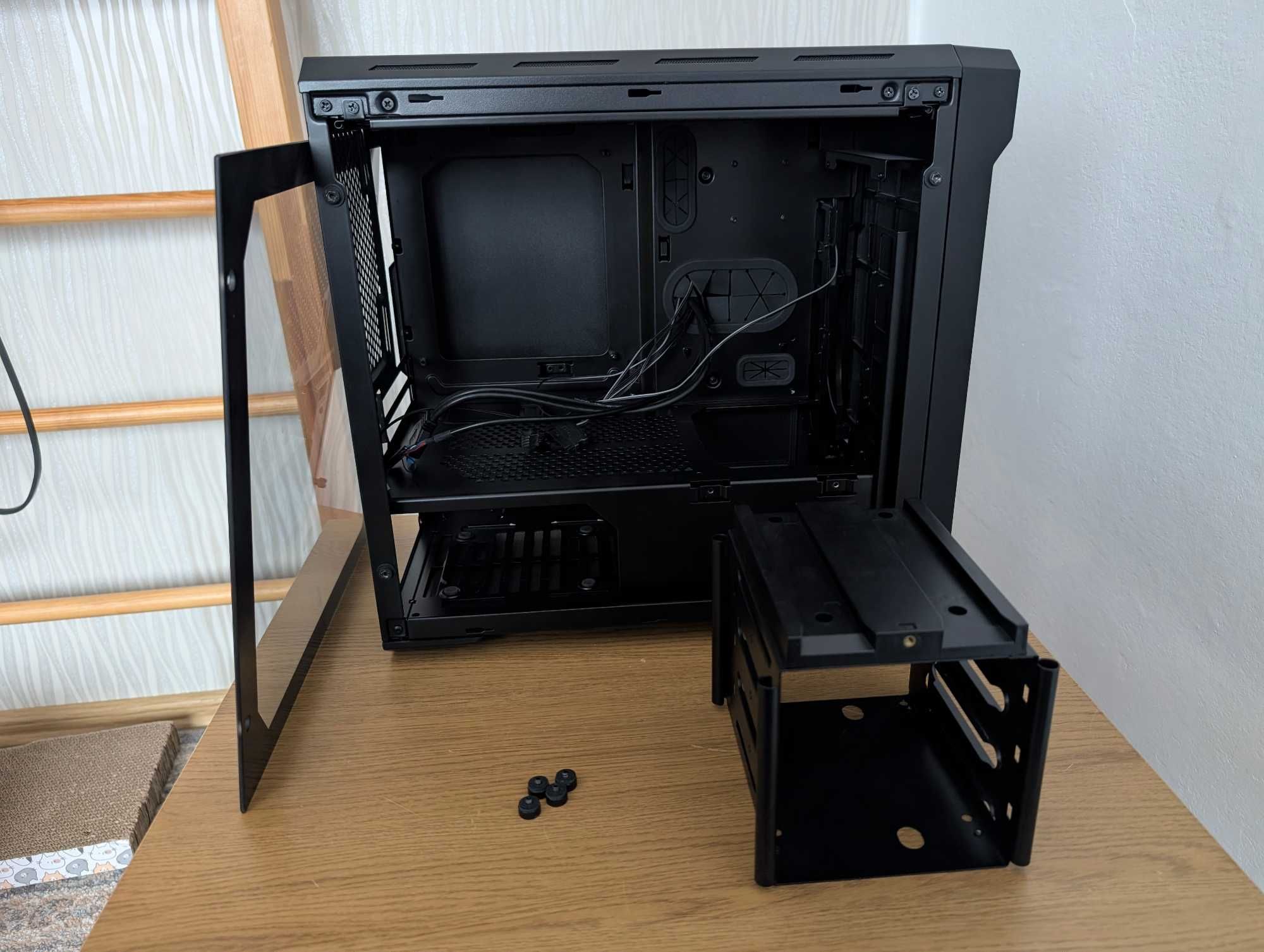 Phanteks Enthoo Evolv ITX – czarna, z szybą, stan bardzo dobry
