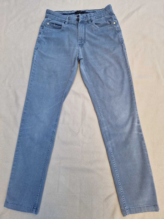 Spodnie chłopięce RESERVED rozm. 31