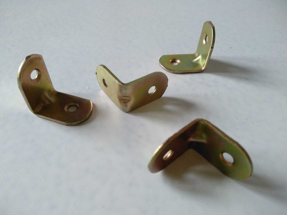 Кутник монтажний 2*2*1,5см  - 50шт.