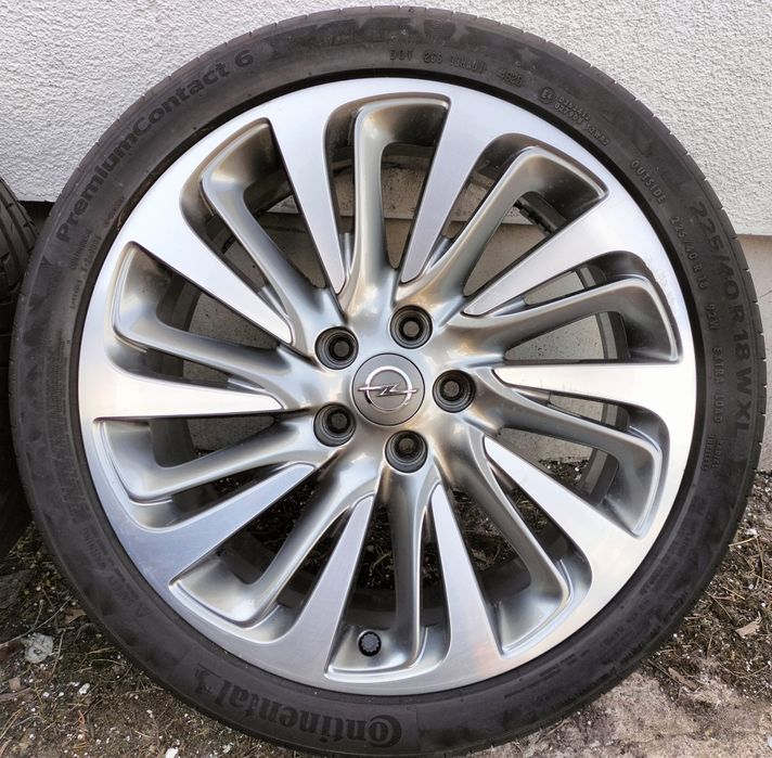 Felgi z oponami Opel Astra Meriva Vectra Signum 7,5x18 ET37 5x110