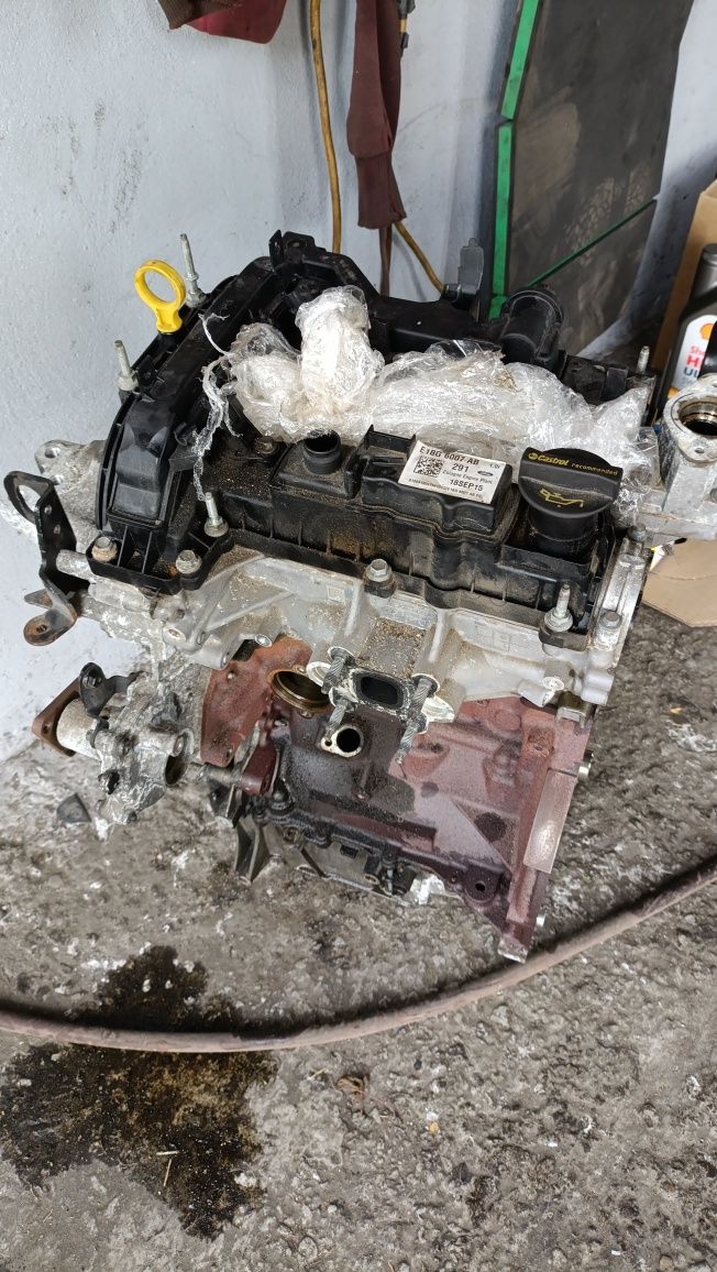 Silnik 1.0 ecoboost fiesta focus uszkodzony