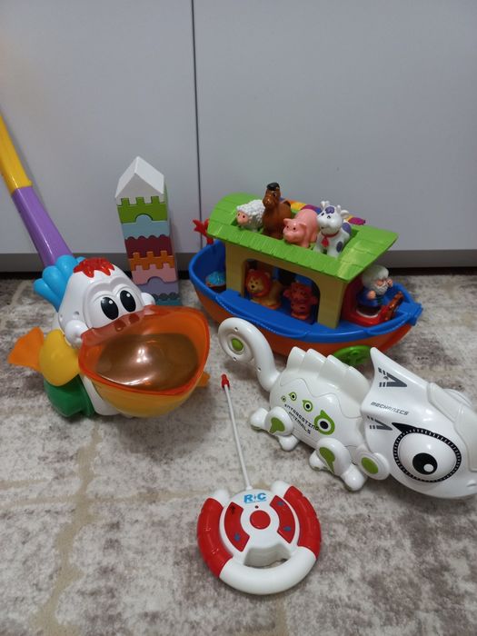 Іграшки б/у недорого