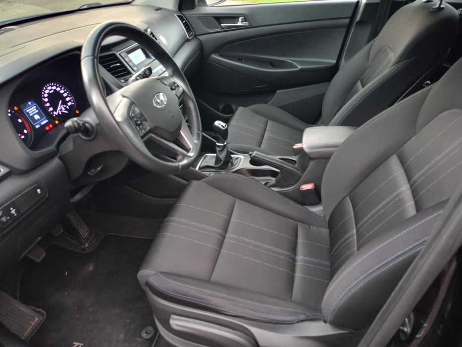 Hyundai Tucson 1.7 CRDI  Zamiana