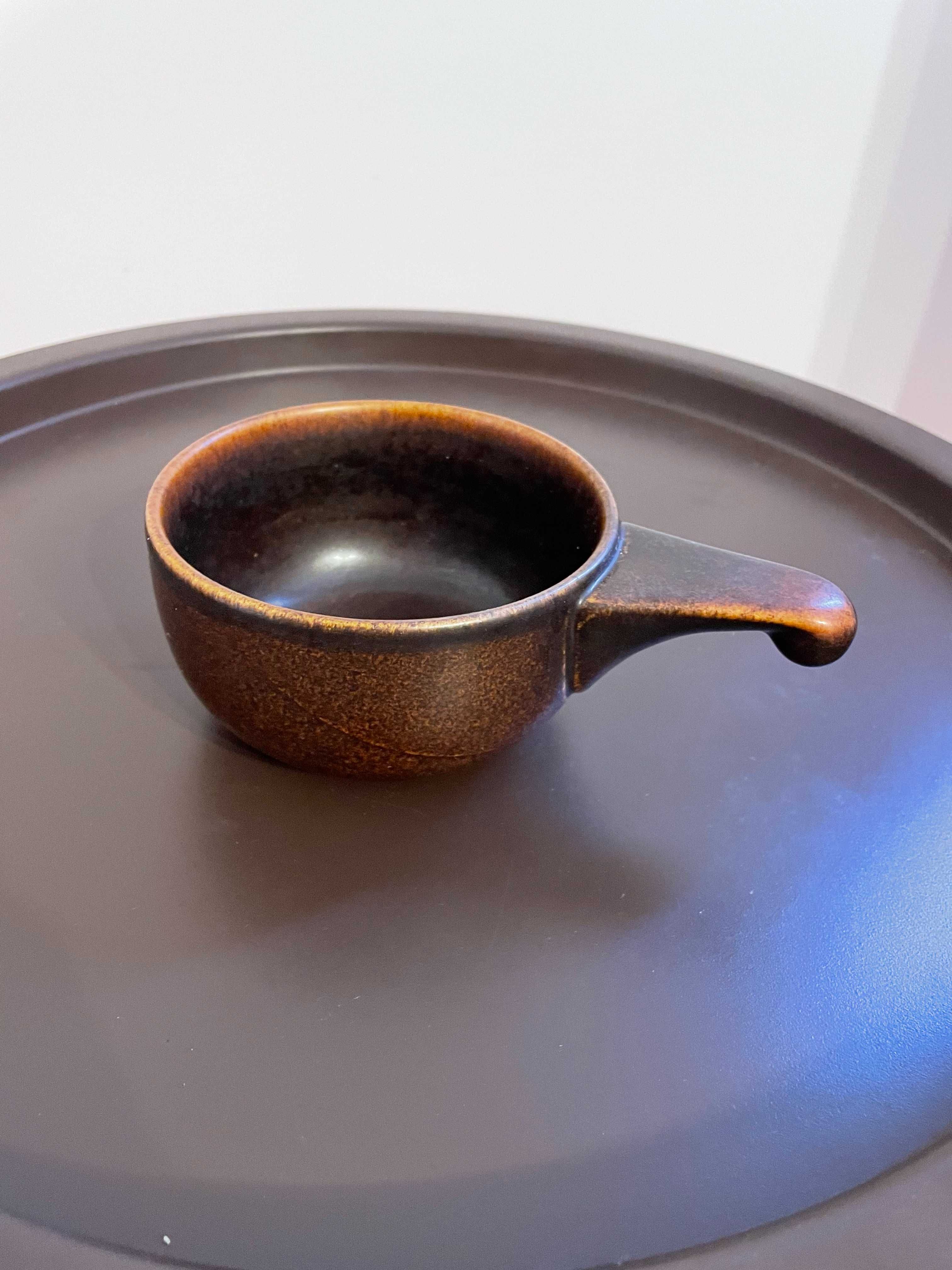 Pojemność ceramiczna z uchwytem misa miska na sos, talerz brązowy