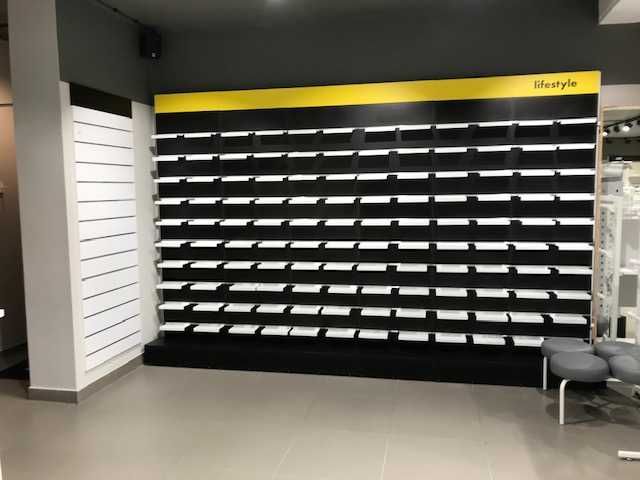 meble po sklepie 50style na salę sprzedaży 200m2