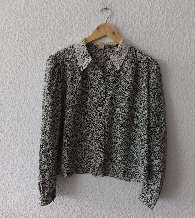 Czarno-biała koszula w kwiaty vintage
