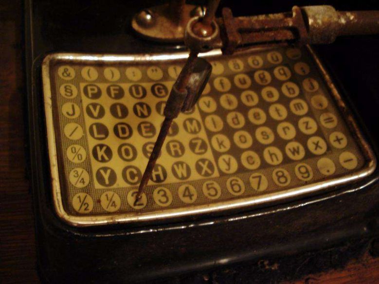 PROMOCJA, 100- letnia maszyna do pisania MIGNON 4 AEG indeksowa