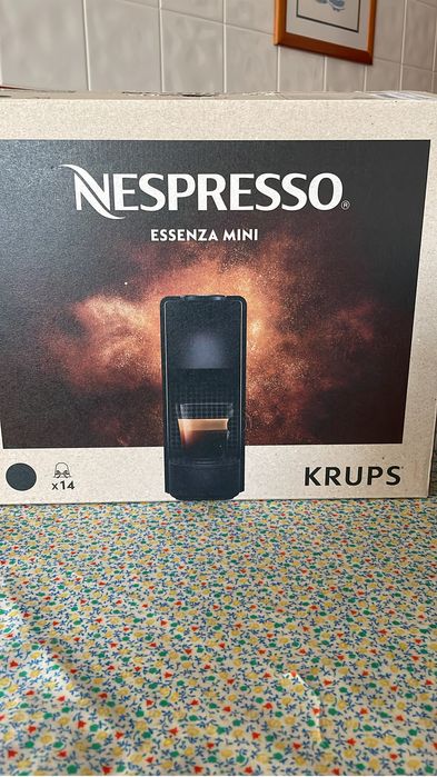 Maquina cafe nespresso nova da krups