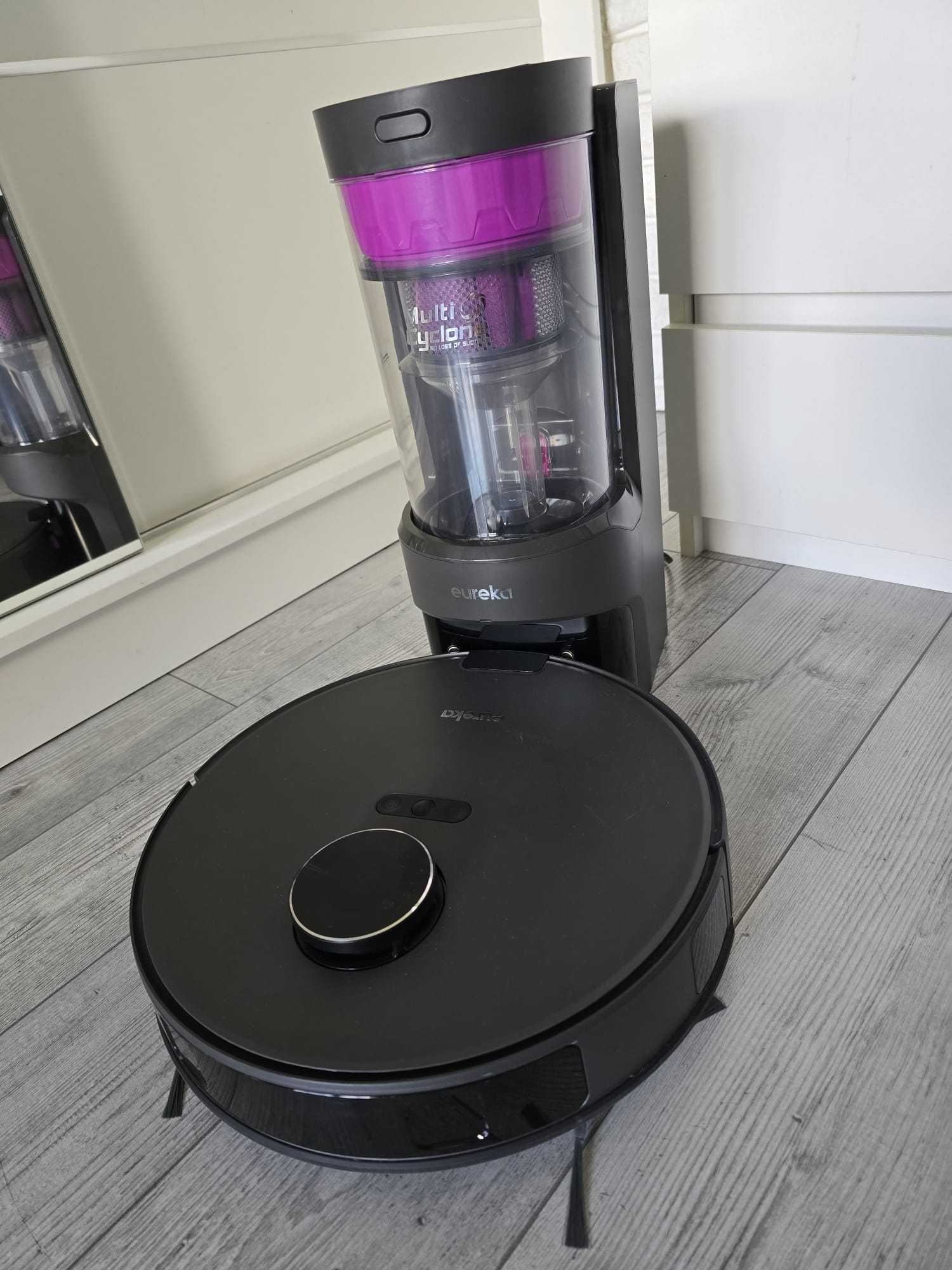 Eureka Nere10S Robot Sprzątający, Czarny, 2 l, stacja ładująca