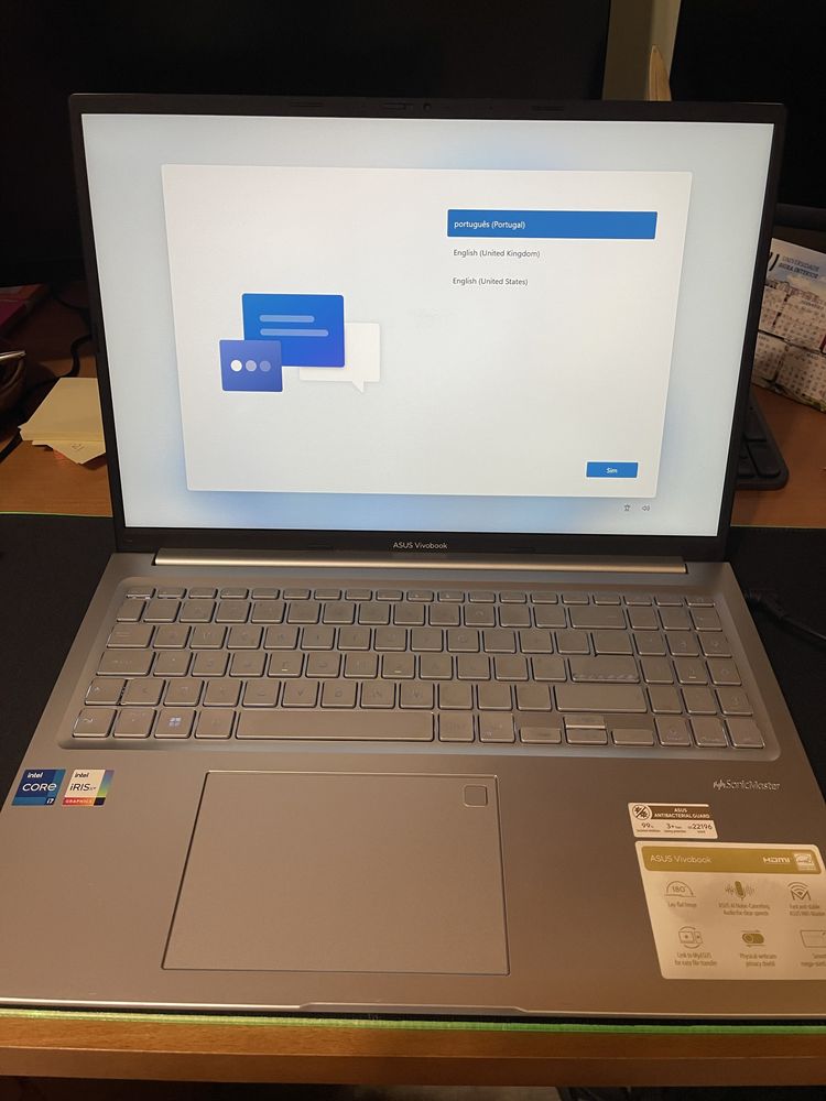 ASUS Vivobook F1605EA-71ALHDSB1 16’