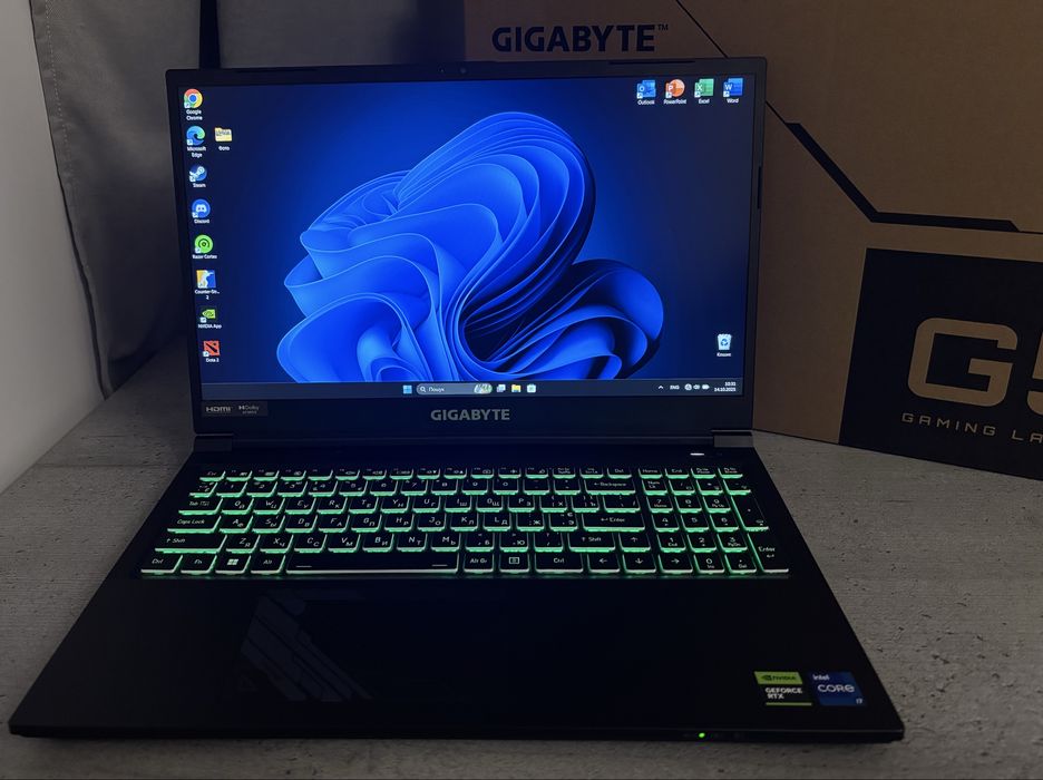 Gigabyte 4050 (6gb) i7 13620h