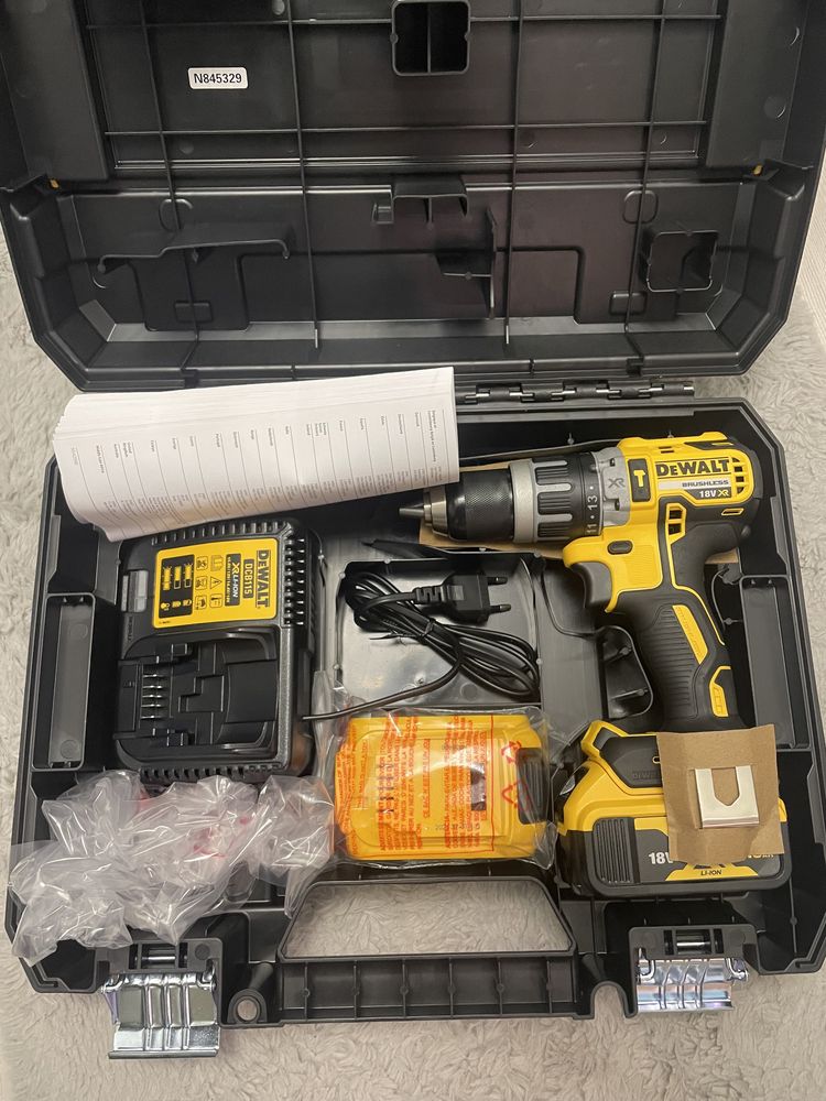 Nowy Dewalt 796p2, 2x akumulator 5.0AH, ładowarka