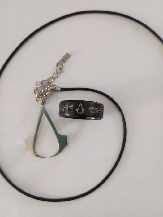 Fio + Anel Assassin’s Creed

Descrição:
Conju