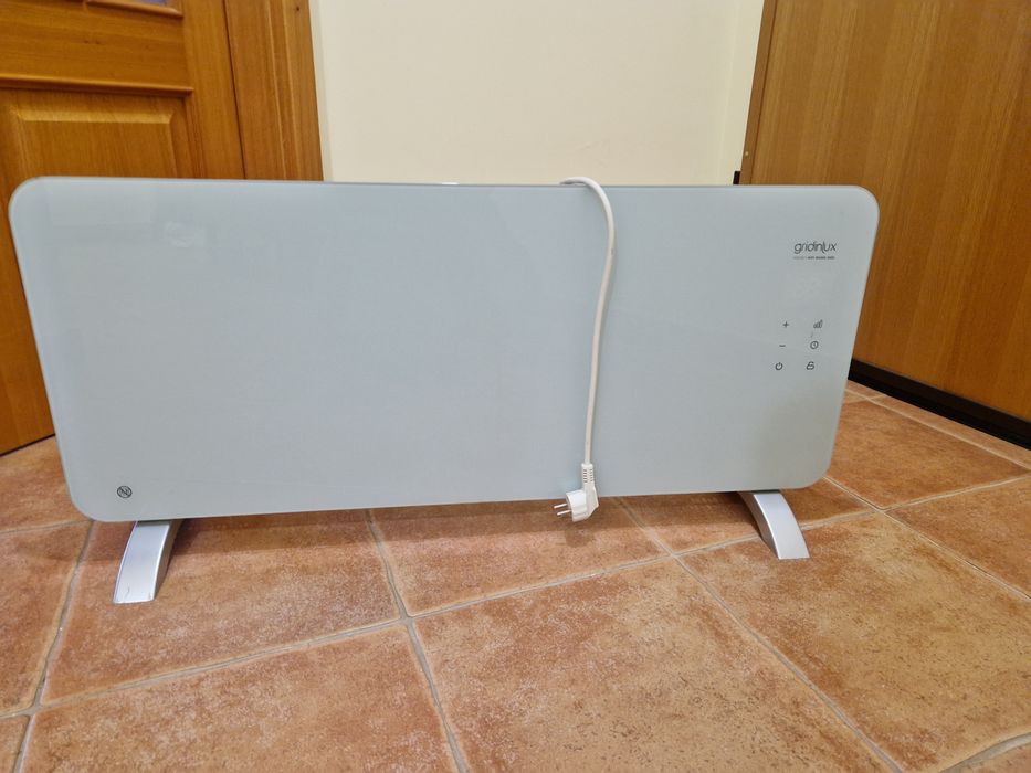 Aquecedor electrico com controlo Wi Fi.