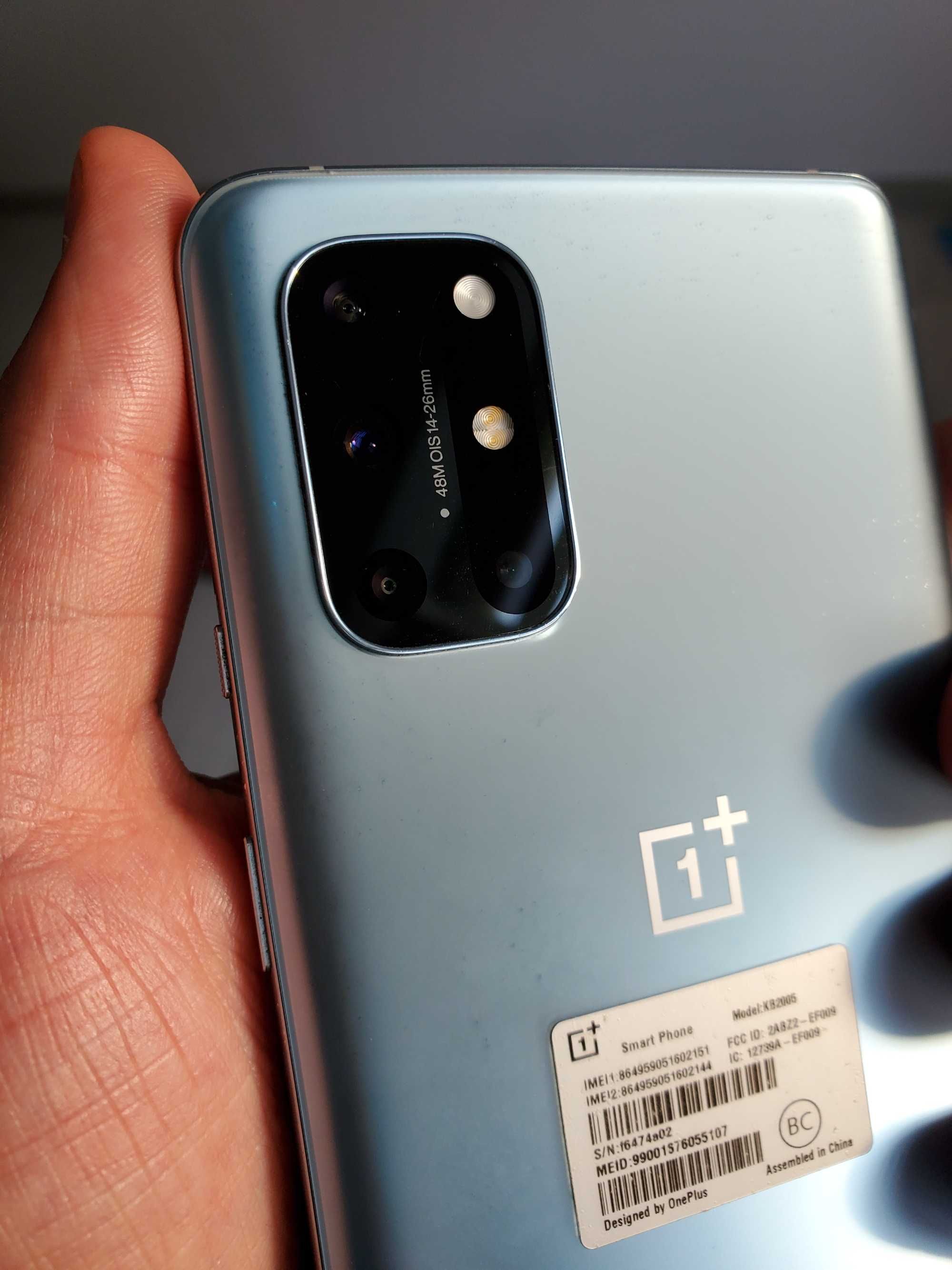 Смартфон OnePlus 8T 12/256GB 6,55" / 2 SIM / Snapdragon 865 / 4500 мАг