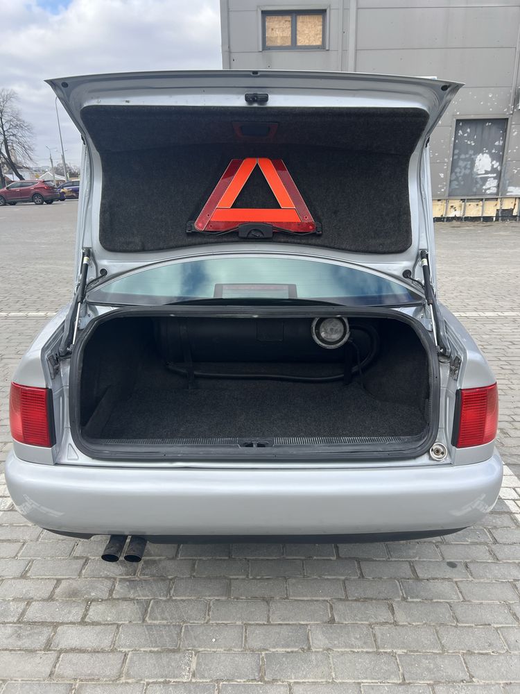 Audi a6 c4 1997г