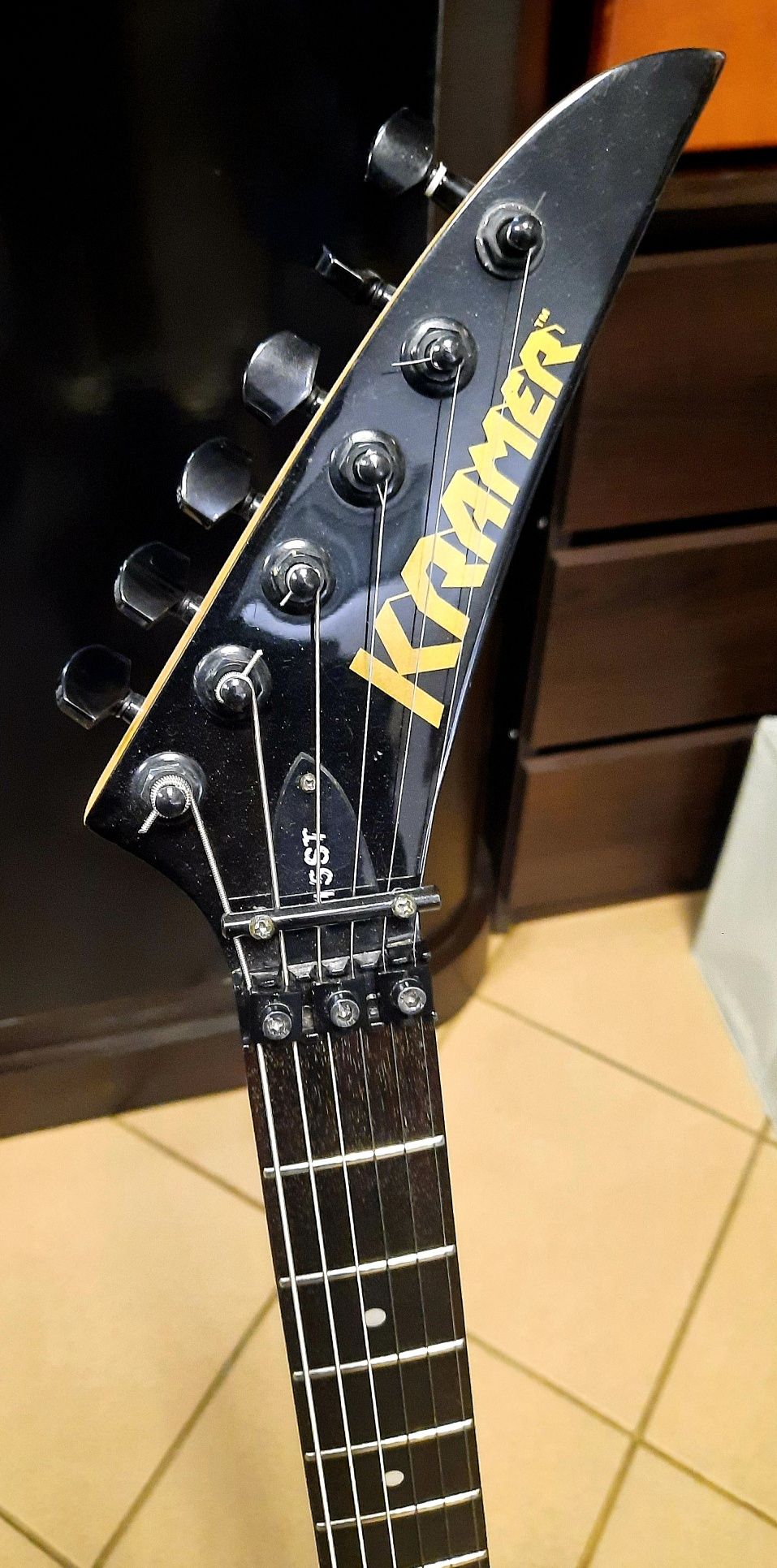 Gitara elektryczna Kramer -615 ST