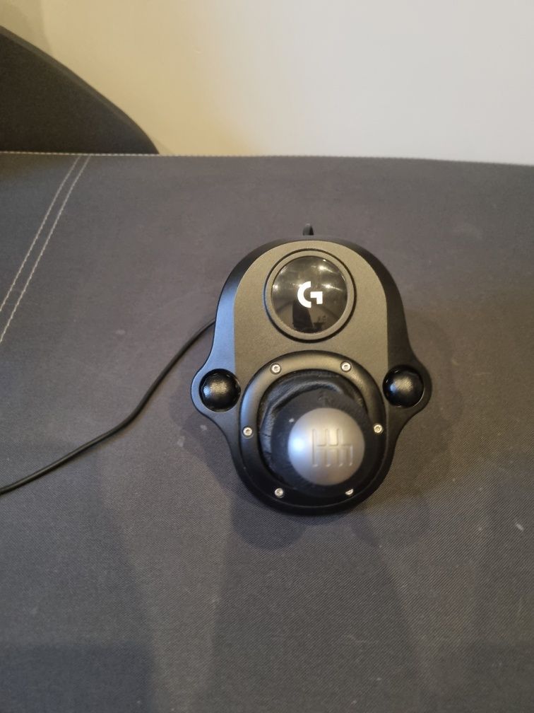 Sprzedam kierownice Logitech G920