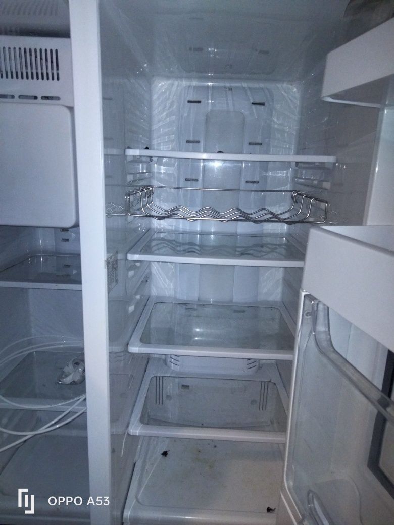 Sprzedam Półki do Lodówki Samsung
