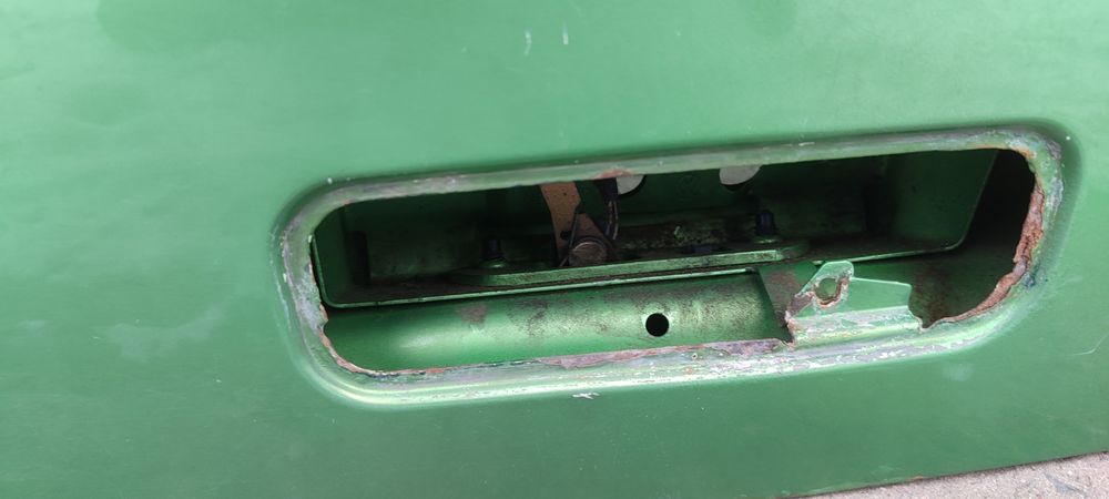 Golf 4 IV LA6P klapa tył tylna