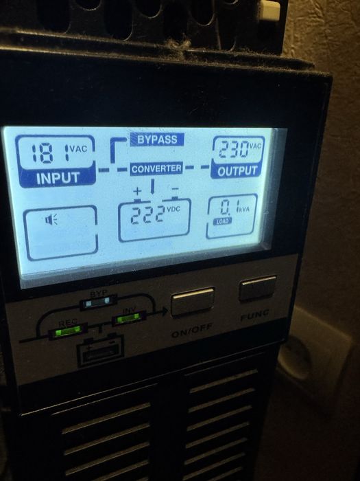 UPS RM 10kl безберебійник з АКБ