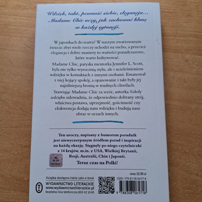 Szkoła wdzięku. Madame Chic. Jennifer Scott