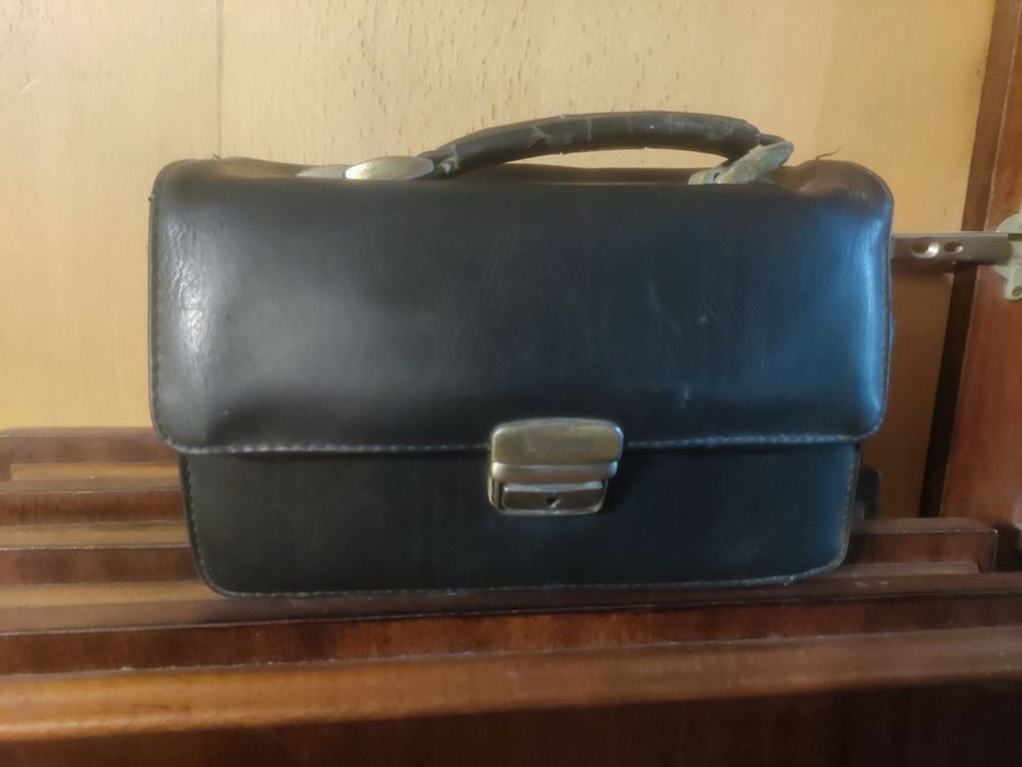 Кожанный портфель