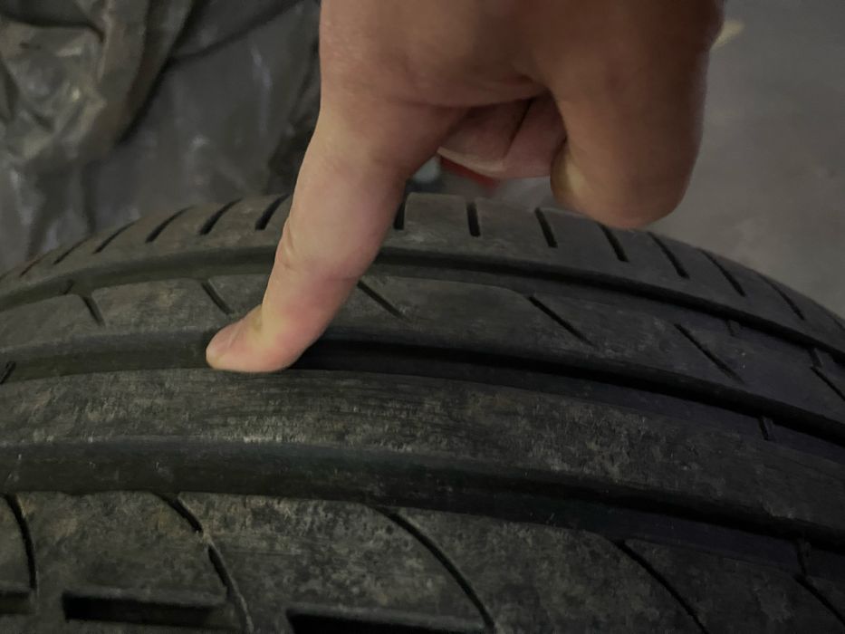 Bridgestone POTENZA 245/50R18 100Y