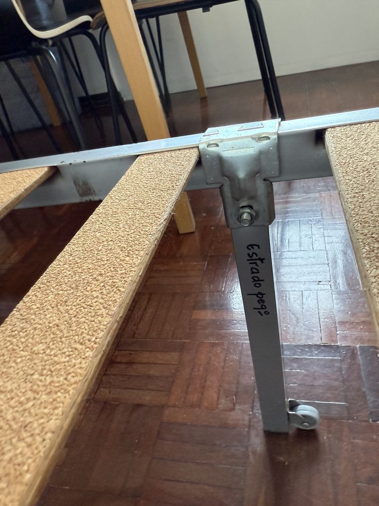 Estrado Cama 183x98cm
