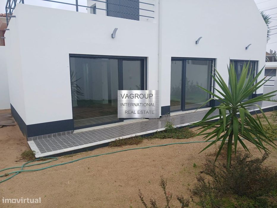 Moradia  T3 + 1 Terreno com 450 M2