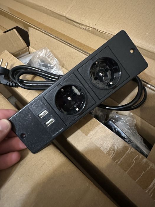 Sprzedam stelaz biurka stwrowane elektrycznie gniazdka usb pamiec