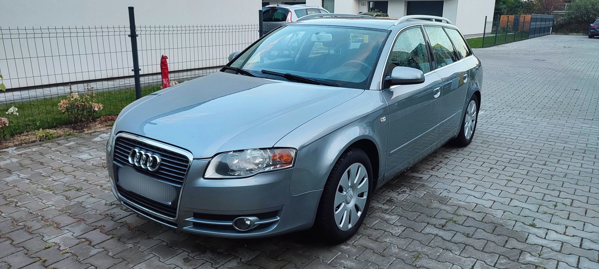 Audi A4 Avant 2.0 LPG z hakiem