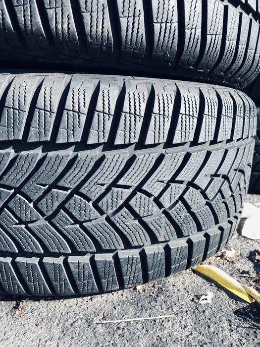 225 40 18 GoodYear perfomance+Зима 90% 2023 Гарантія