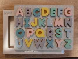 Drewniane puzzle alfabet
