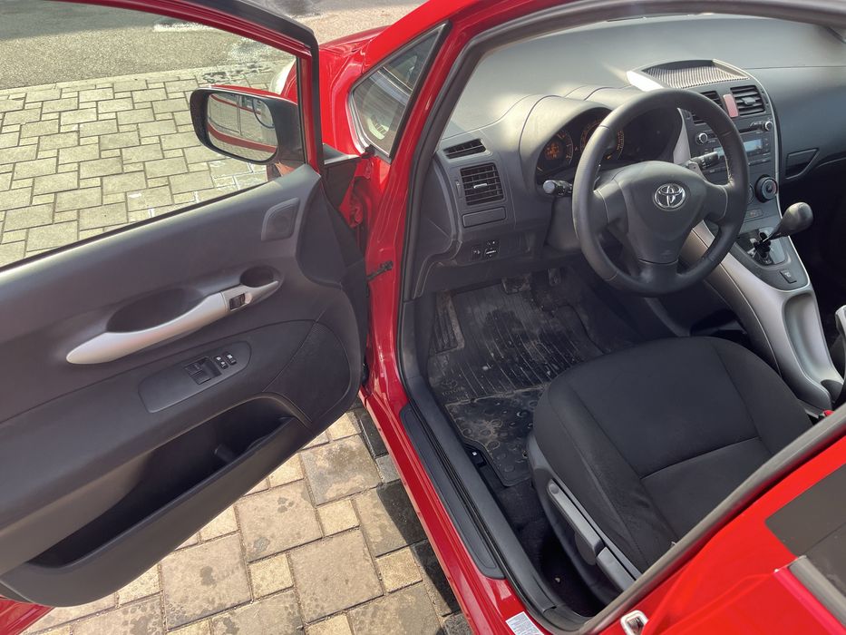 Toyota auris 1.6 2007 тойота ауріс автомат